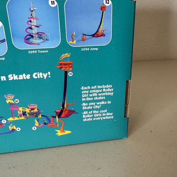 Tyco Skate City n the Roller Girls Salon Playset Vintage 1996 New 90s Toy 2088-1 - Picture 9 of 16